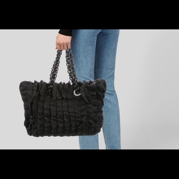 1000% AUTHENTIC PRADA handbag - Picture 8 of 8